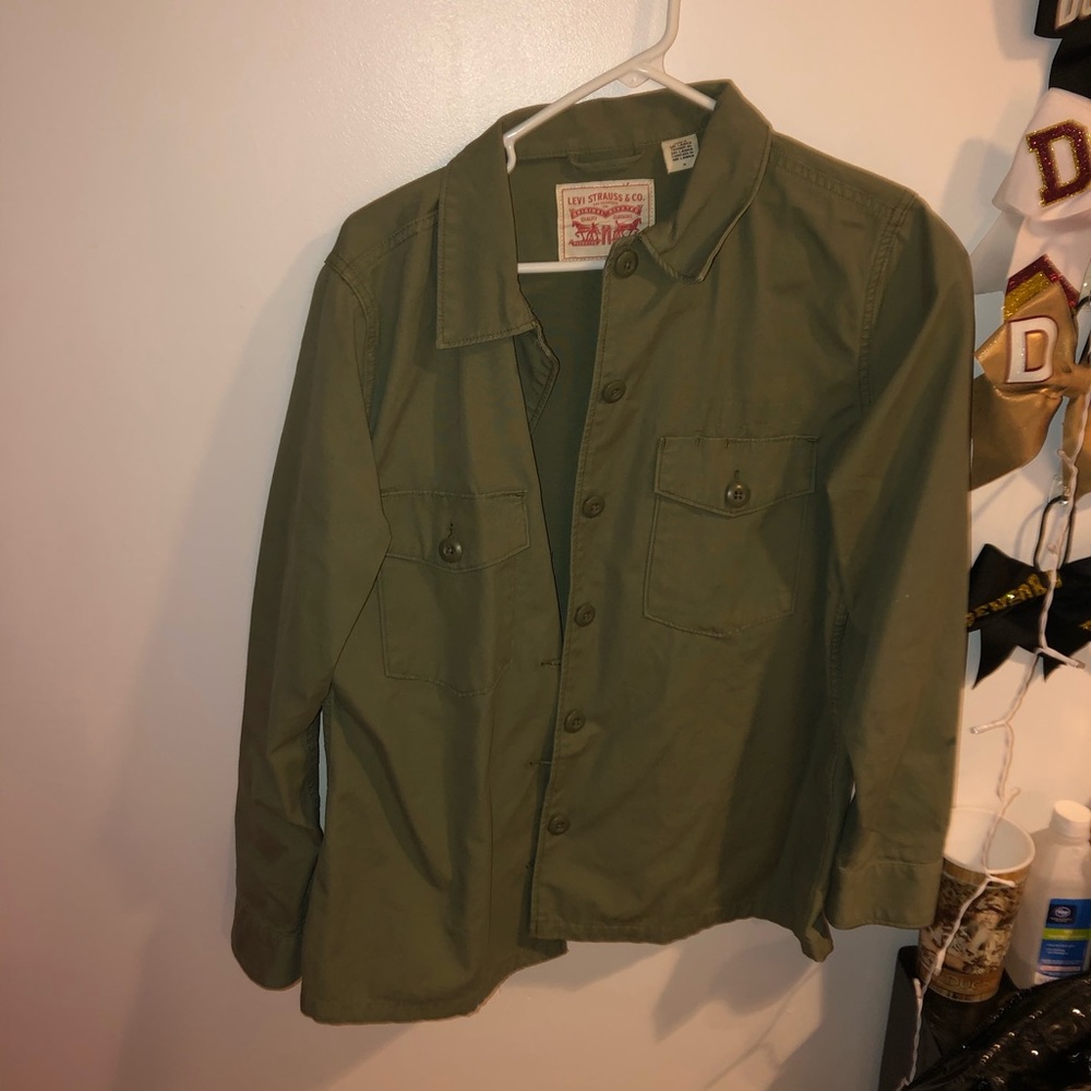 levi’s green jacket